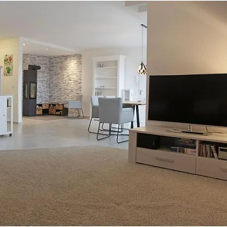 Penthouse With Pool Lägenhet *